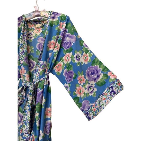 Victoria’s Secret Gold Label Floral Cottage Sexy Robe | One Size - Picture 5 of 9
